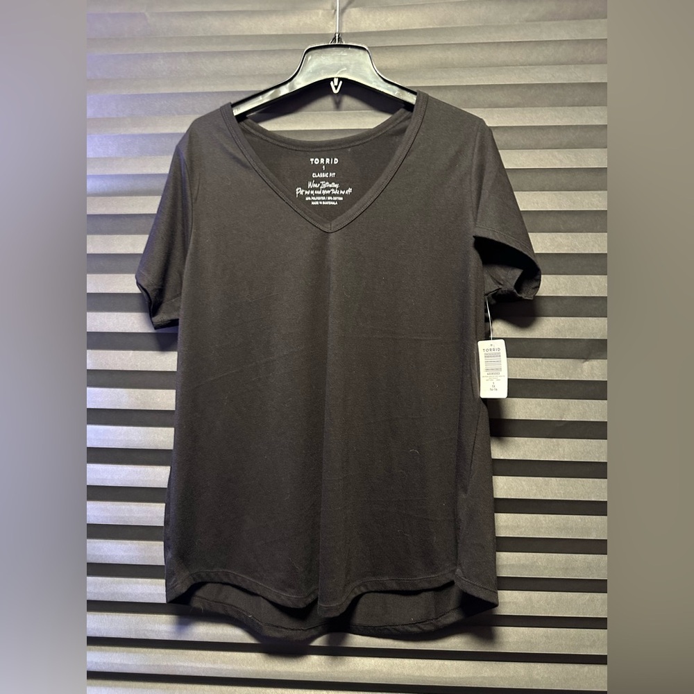 Torrid Classic Fit Black V-Neck Top